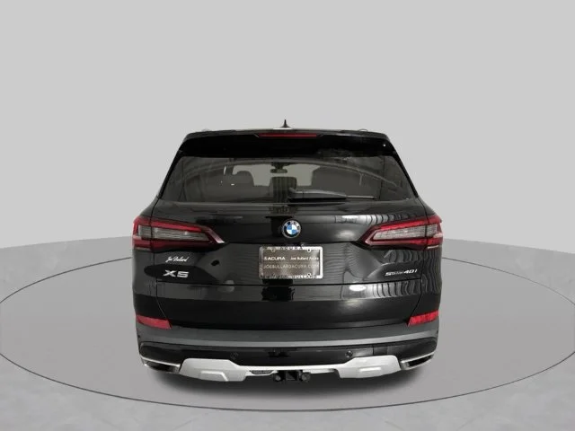 Used 2022 Black BMW sDrive40i image 6