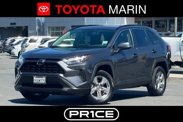 2024 Toyota RAV4 XLE