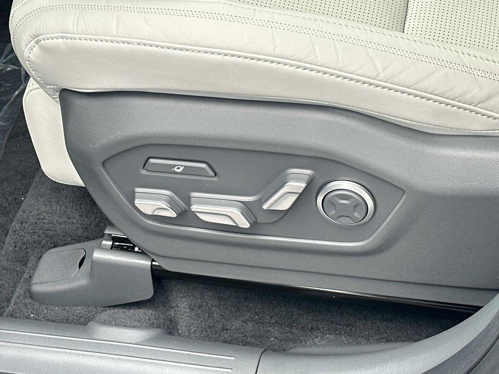New 2026 Silver Hyundai Calligraphy image 15