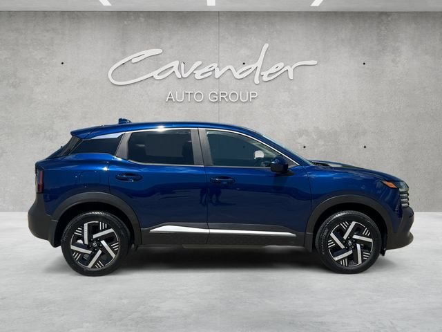 Used 2025 Blue Nissan SV image 17