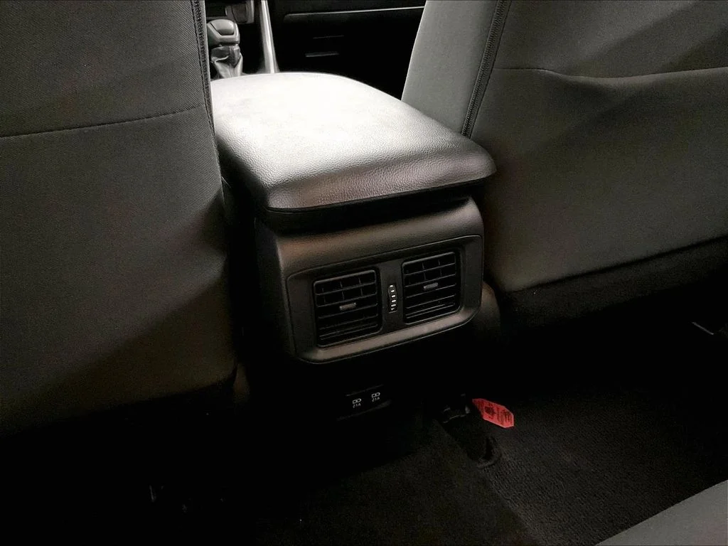 Used 2019 Black Toyota XLE image 37