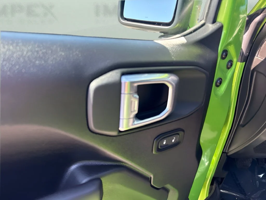 Used 2025 Green Jeep Sport image 22