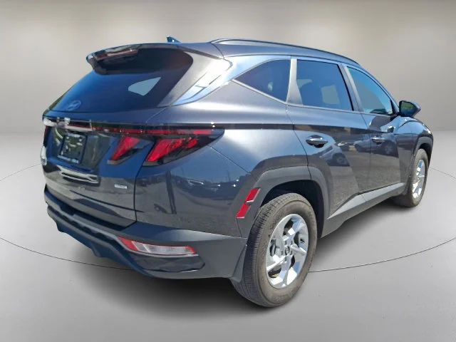 Used 2024 Gray Hyundai SEL image 6