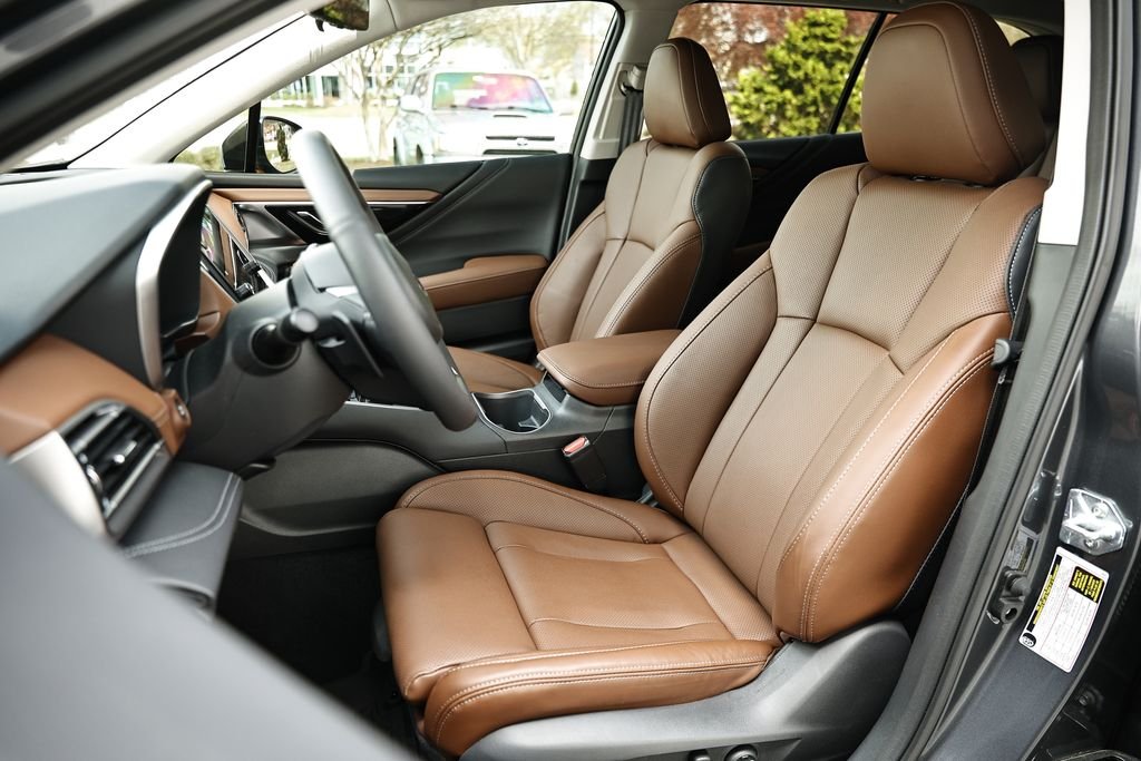 Used 2025 Magnetite Gray Metallic Subaru Touring XT image 21