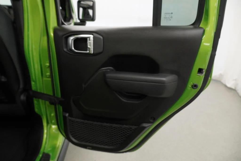 Used 2025  Jeep Rubicon X-Treme Recon image 44