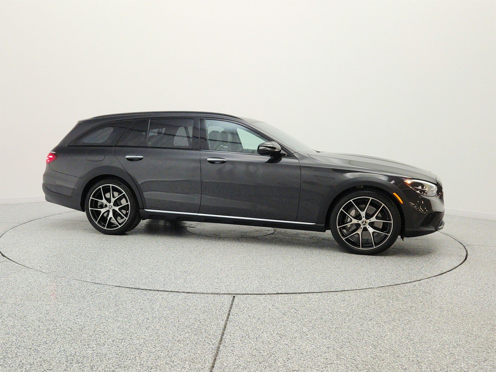 Certified Used 2022 Graphite Grey Metallic Mercedes-Benz E 450 4MATIC® All-Terrain Wagon image 4