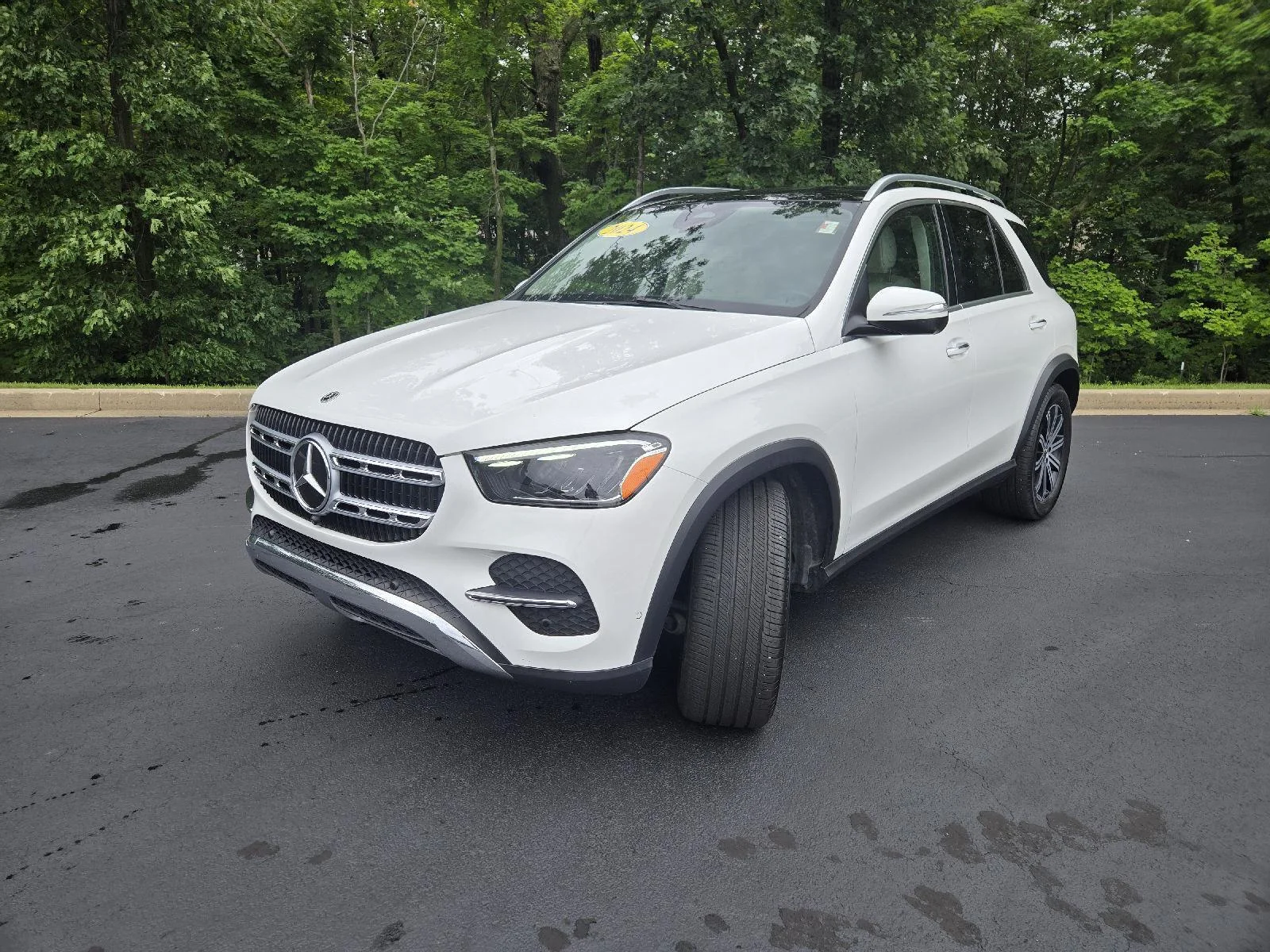 Used 2024 Polar White Mercedes-Benz GLE 450 image 4