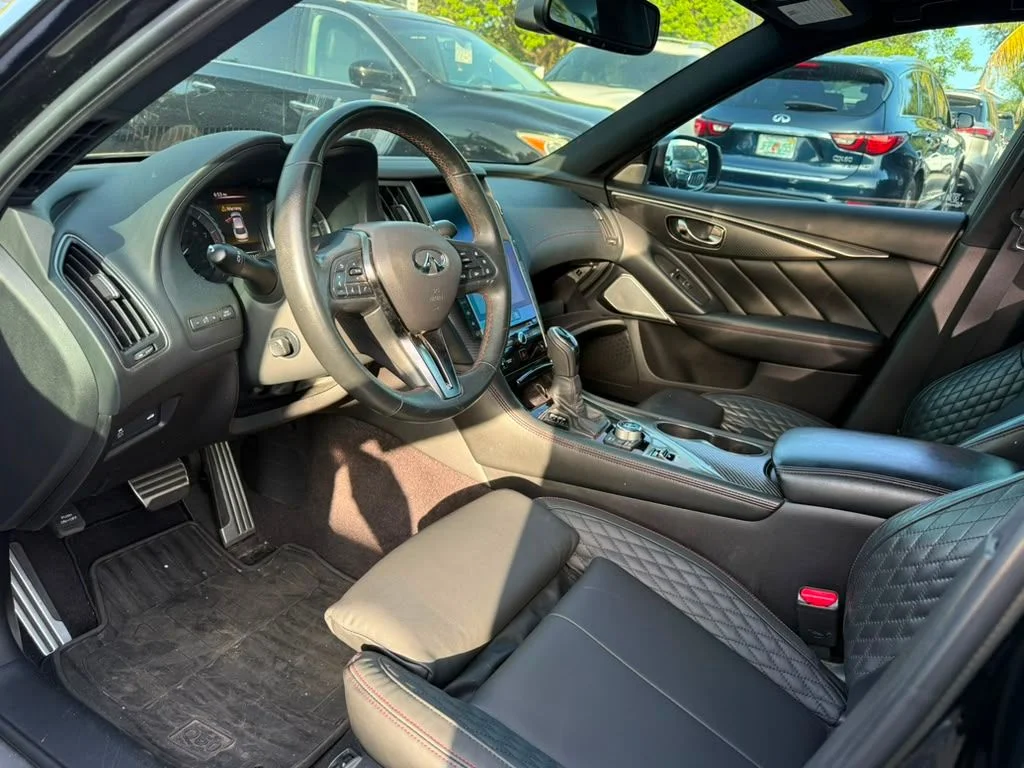 Used 2023 Black INFINITI Red Sport 400 image 5