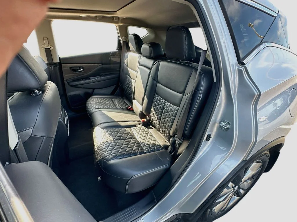 Used 2020 Silver Nissan Platinum image 26