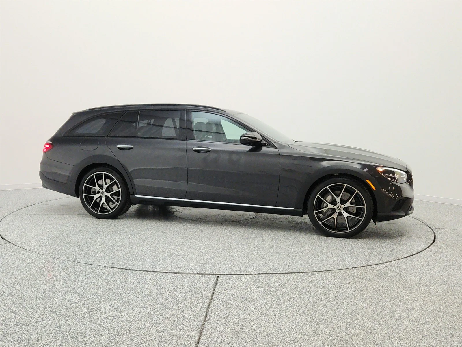 Certified Used 2022 Graphite Grey Metallic Mercedes-Benz E 450 4MATIC® All-Terrain Wagon image 4