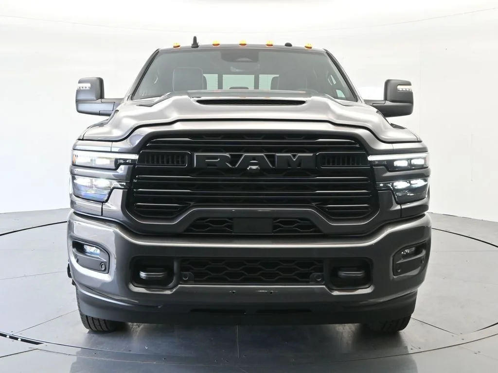 New 2026 Granite Crystal Metallic Clear-Coat Exterior Paint RAM Laramie image 2