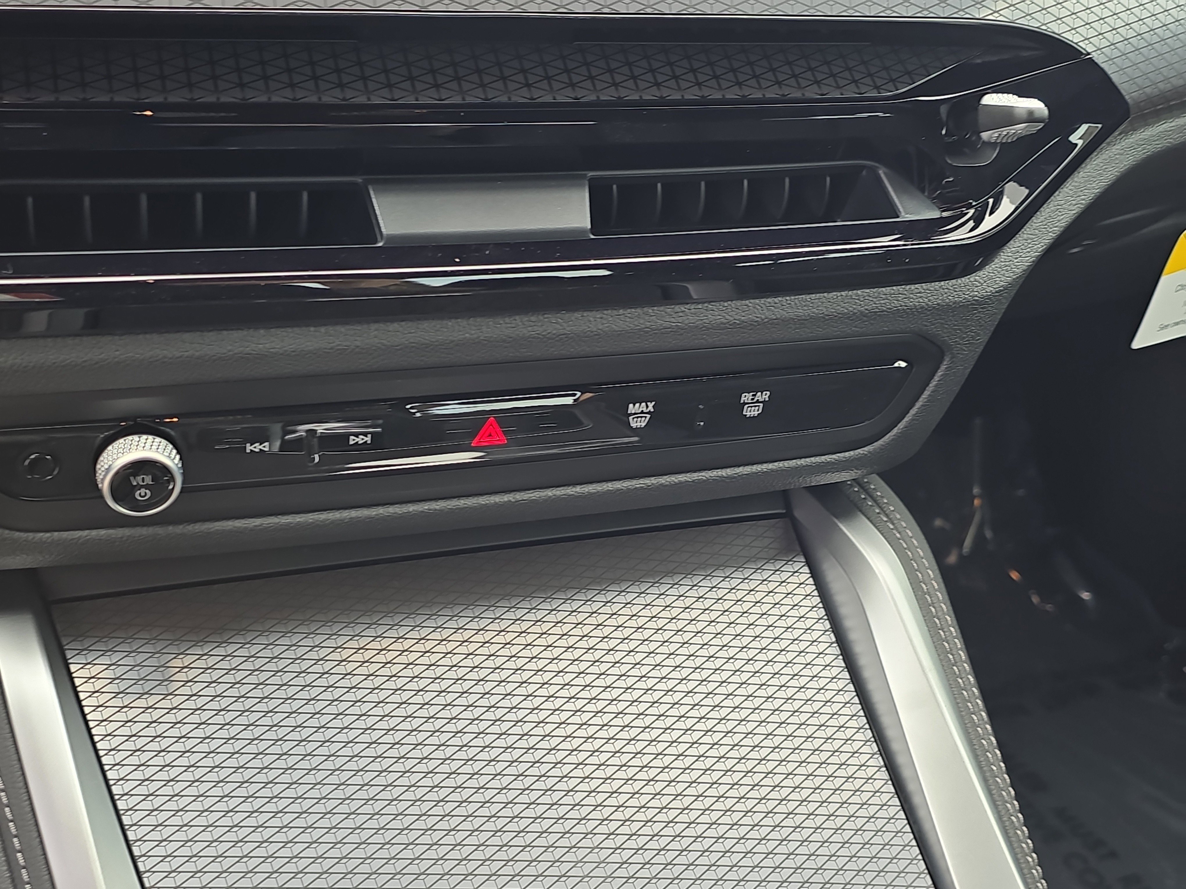 2026 BMW 4 Series 430i - Photo 23