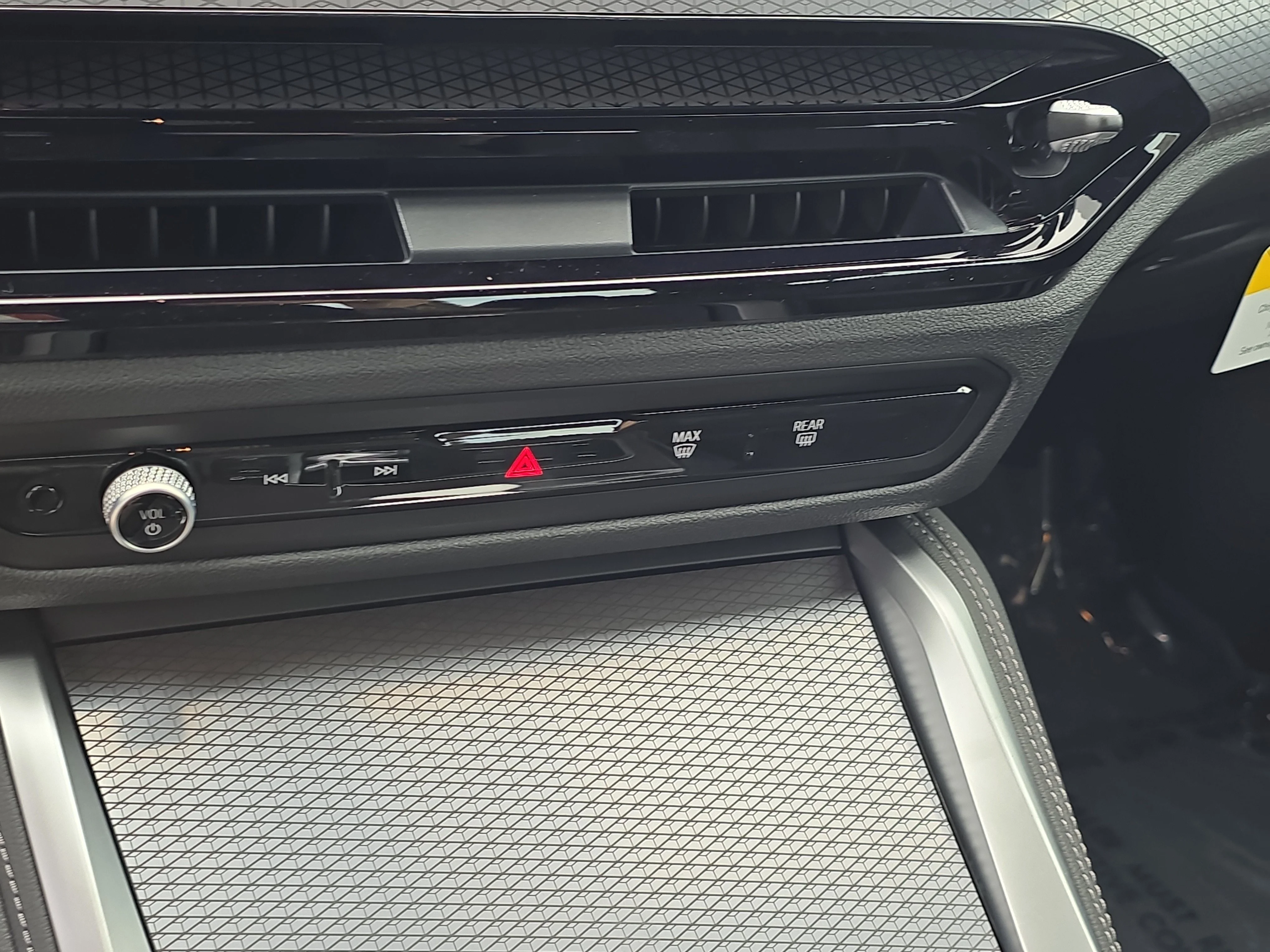 2026 BMW 4 Series 430i - Photo 23