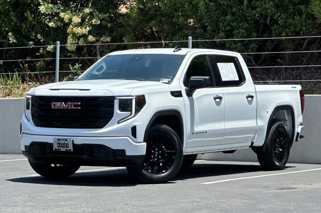 2026 GMC Sierra 4WD Crew Cab Short Box Pro's photo