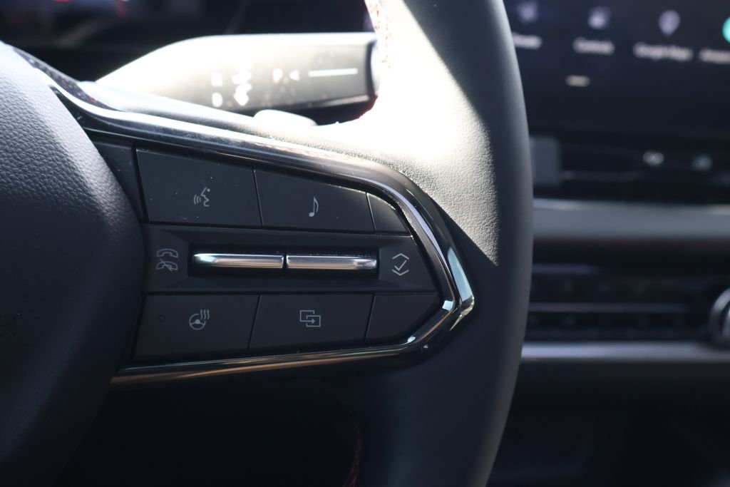 2025 Chevrolet Equinox RS - Photo 17