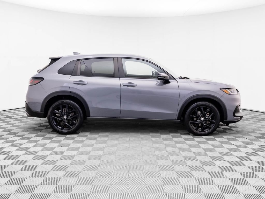 Certified Used 2024 Urban Gray Pearl Honda 5DR AWD SPORT image 8
