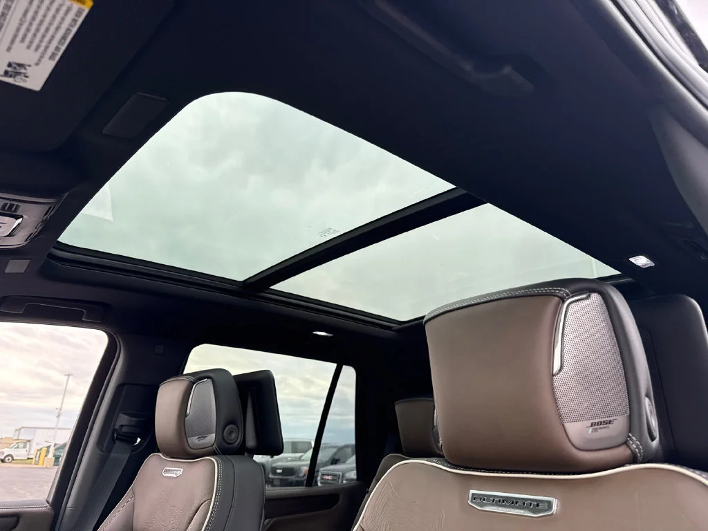 2026 GMC Yukon Denali Ultimate - Photo 28