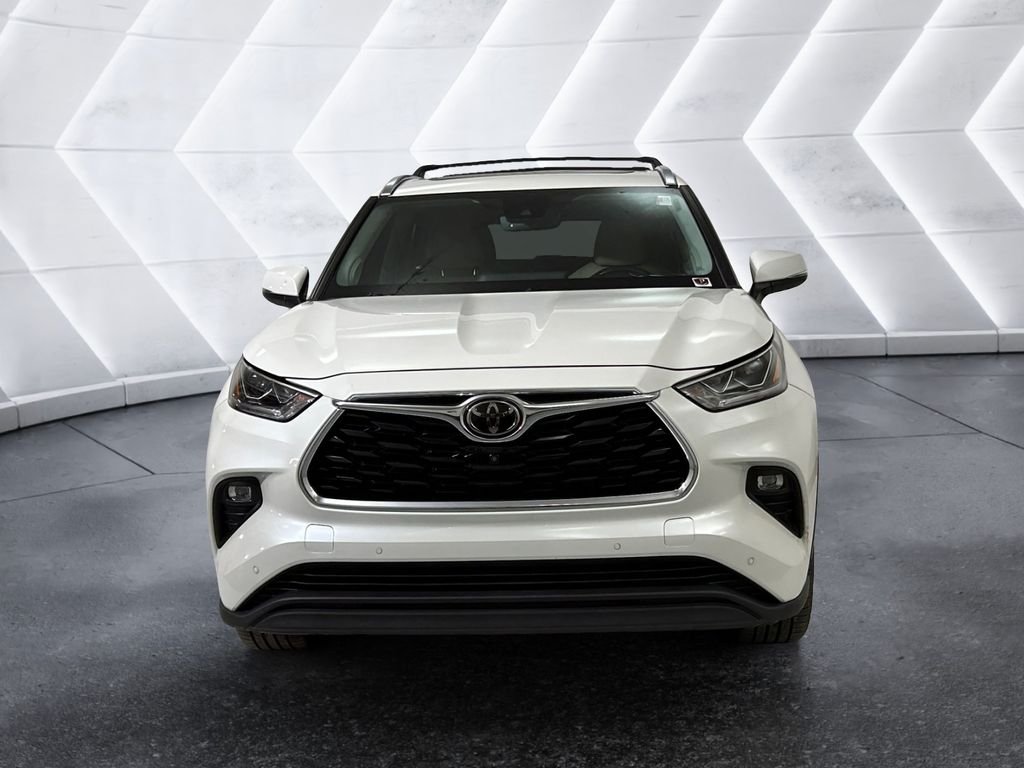 Used 2020 White Toyota Limited image 2