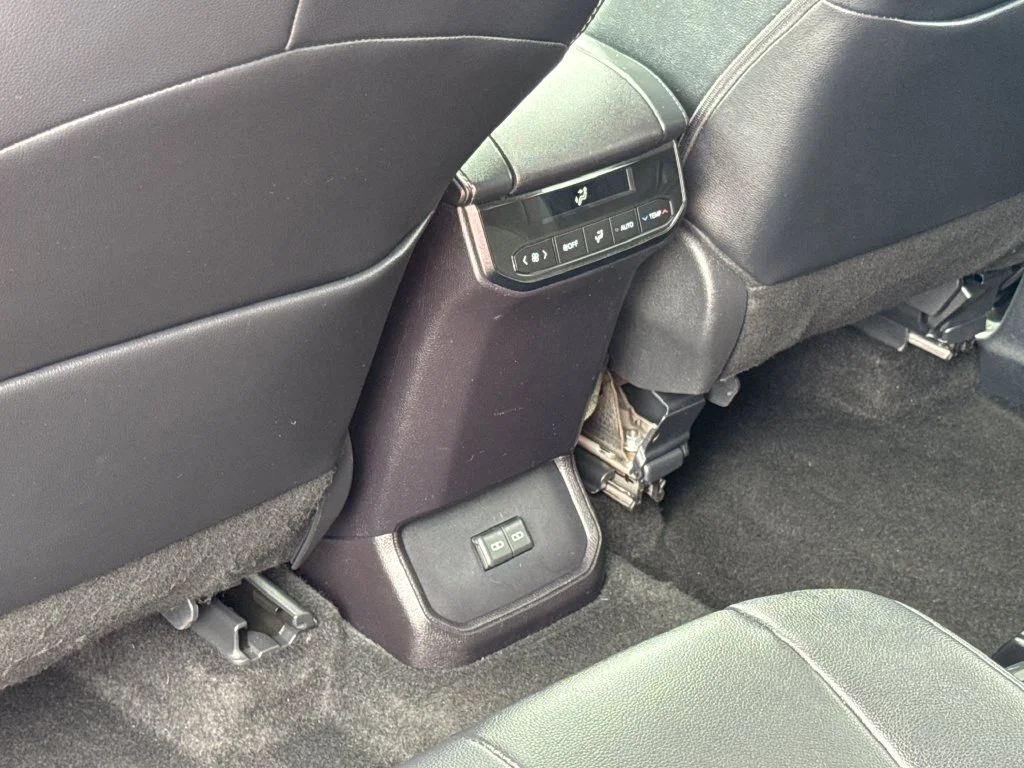Used 2025 Silver Toyota XLE image 39