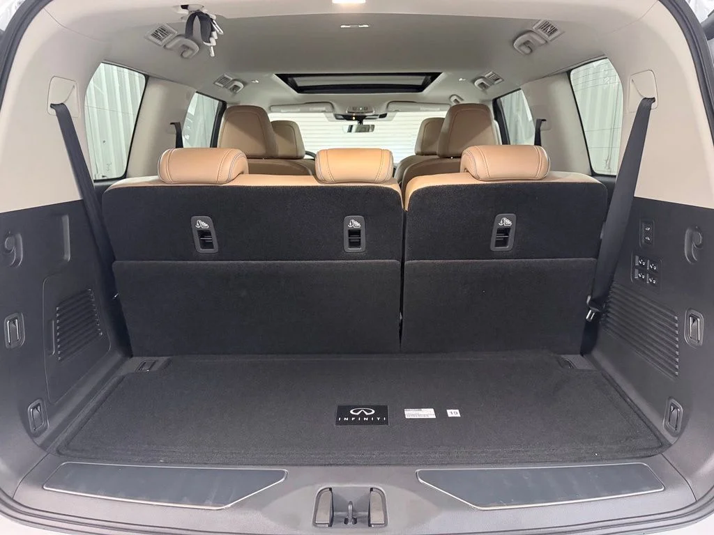 New 2027 RADIANT WHITE INFINITI Luxe 2WD image 37