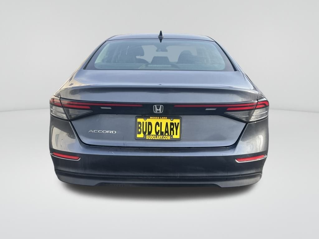 2023 Honda Accord LX photo 4
