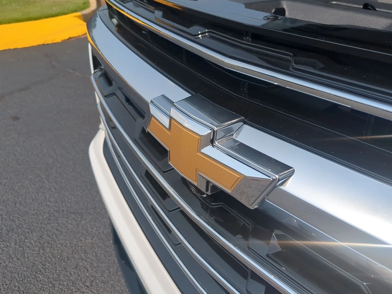 New 2026 Polar White Tricoat Chevrolet High Country image 55