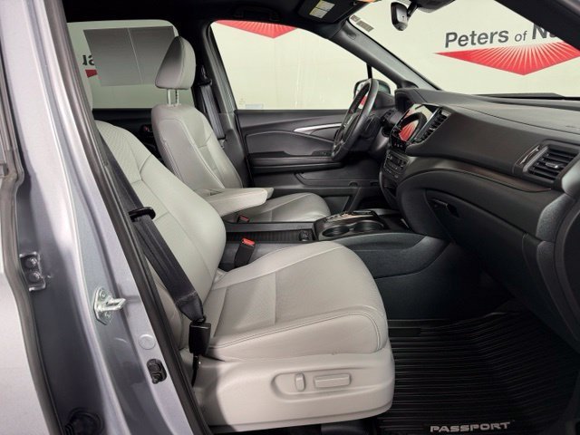 2023 Honda Passport EX-L - Photo 35
