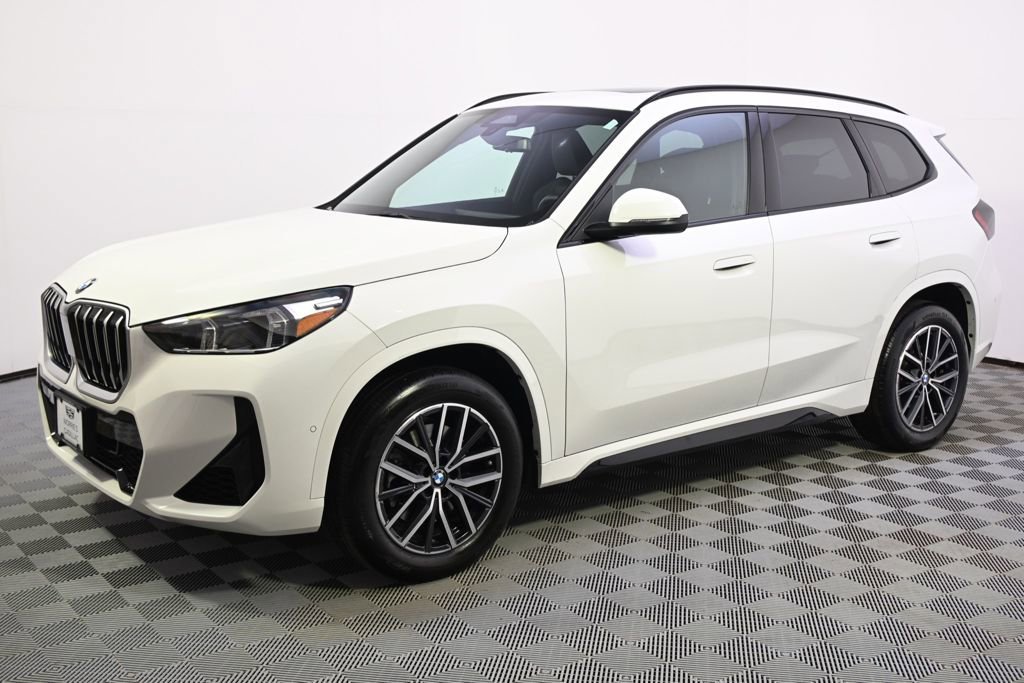 Used 2025 BMW X1 28i with VIN WBX73EF04S5359239 for sale in Minneapolis, Minnesota