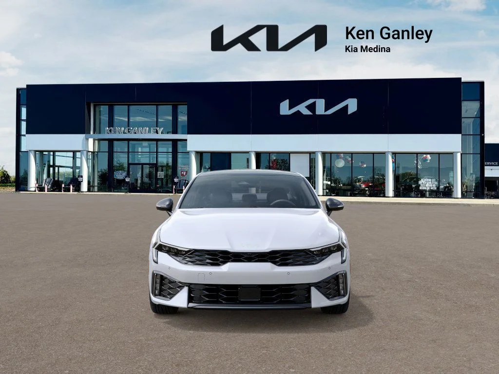New 2026 Snow White Pearl Kia GT image 2