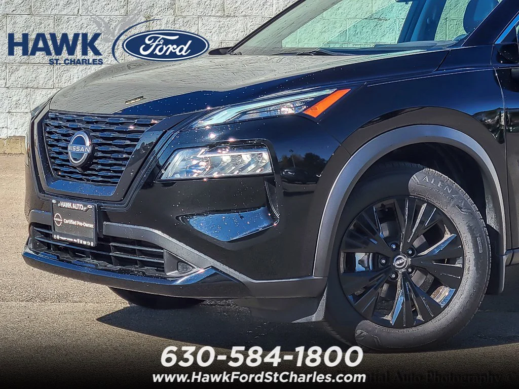 Used 2023 Black Nissan SV image 1