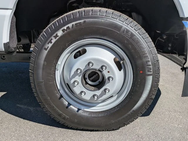 2026 Ford F-350 Super Duty Chassis Cab XL - Photo 11