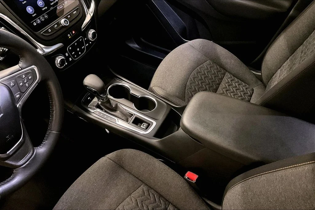 Used 2022 Black Chevrolet LT image 18