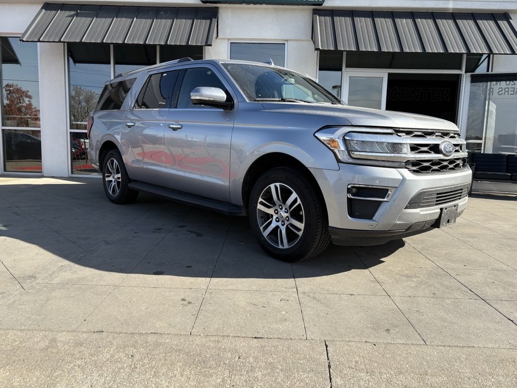 2024 Ford Expedition MAX Limited photo 2