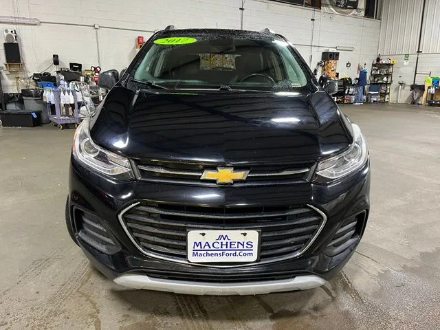 Used 2017 Black Chevrolet LT image 9