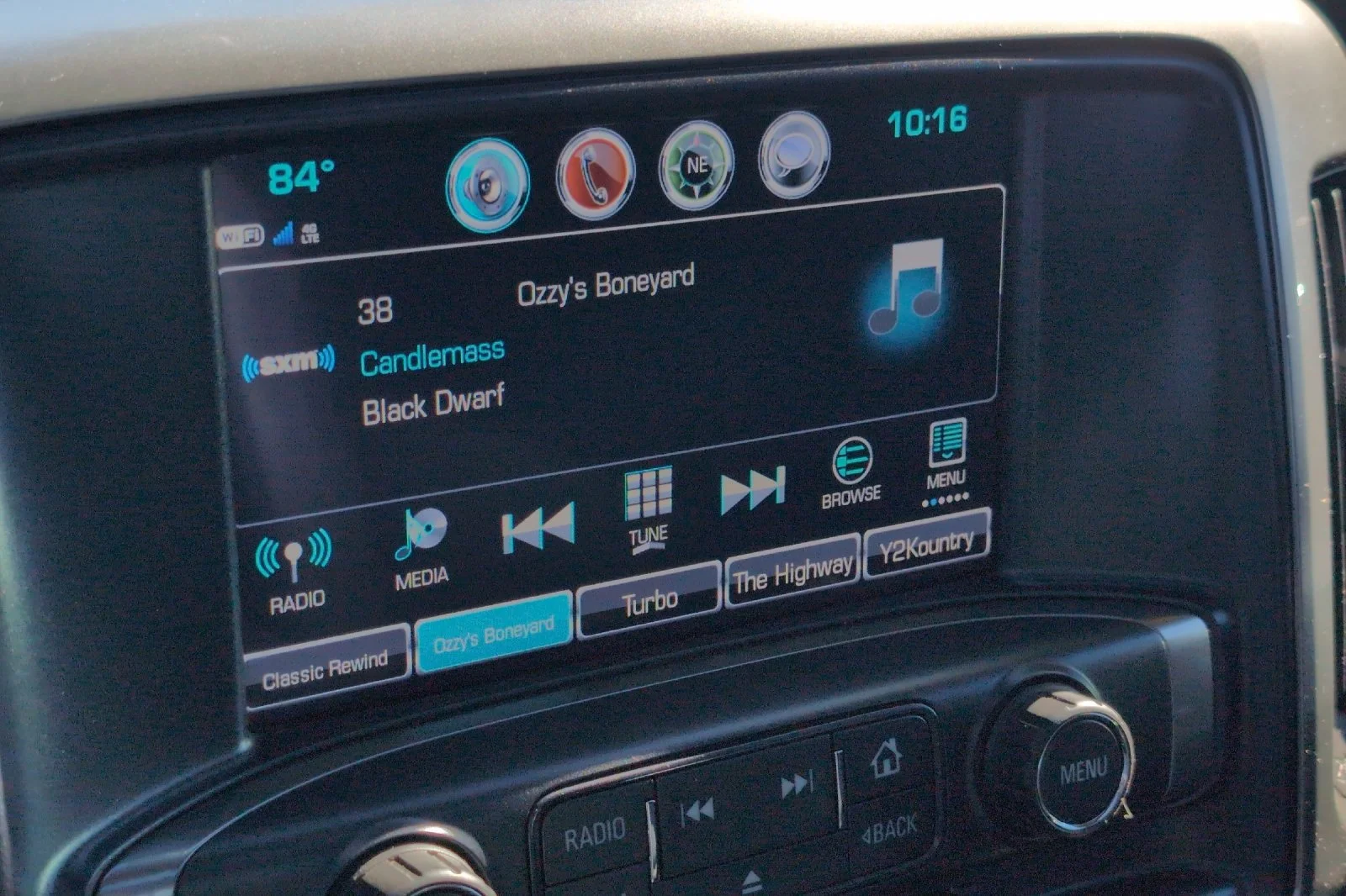 Used 2019 SILVER ICE METALLIC Chevrolet LTZ image 18