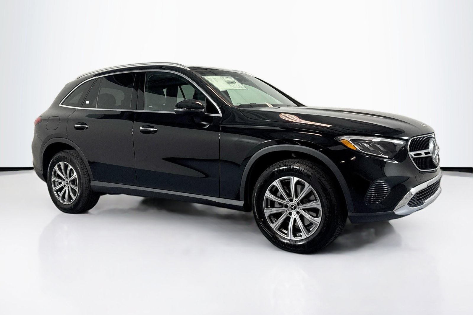 New 2026 Black Mercedes-Benz GLC 300 image 3