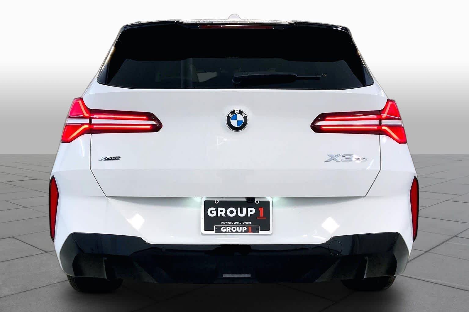 New 2026 Alpine White BMW 30 xDrive image 4