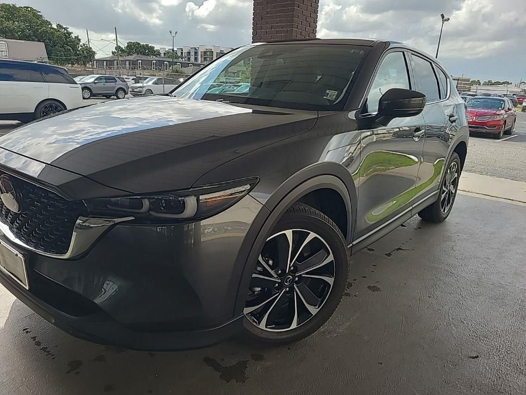 2023 Mazda CX-5 S Premium package Auto AWD's photo