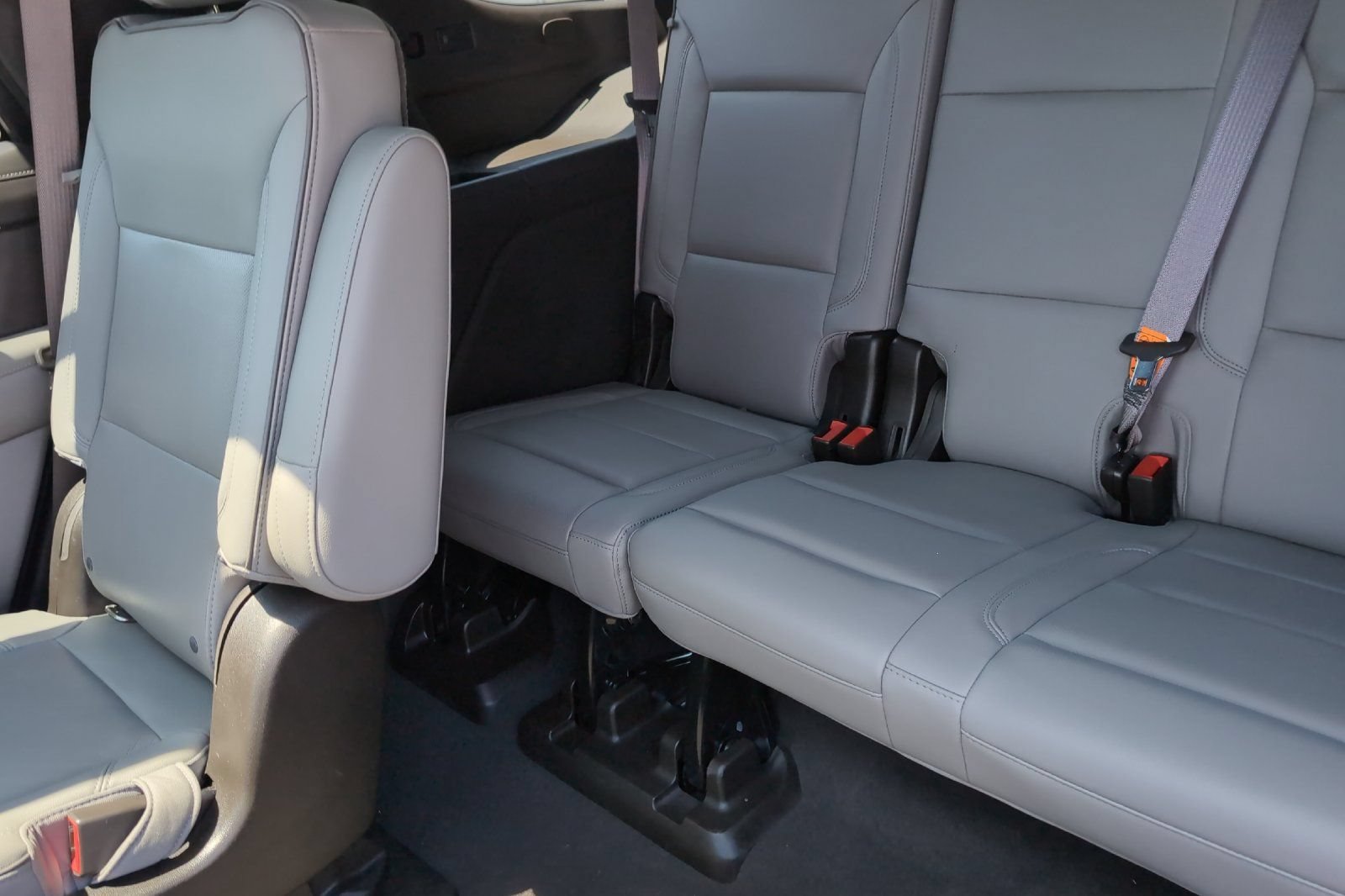 Used 2021 ONYX BLACK GMC SLT image 16