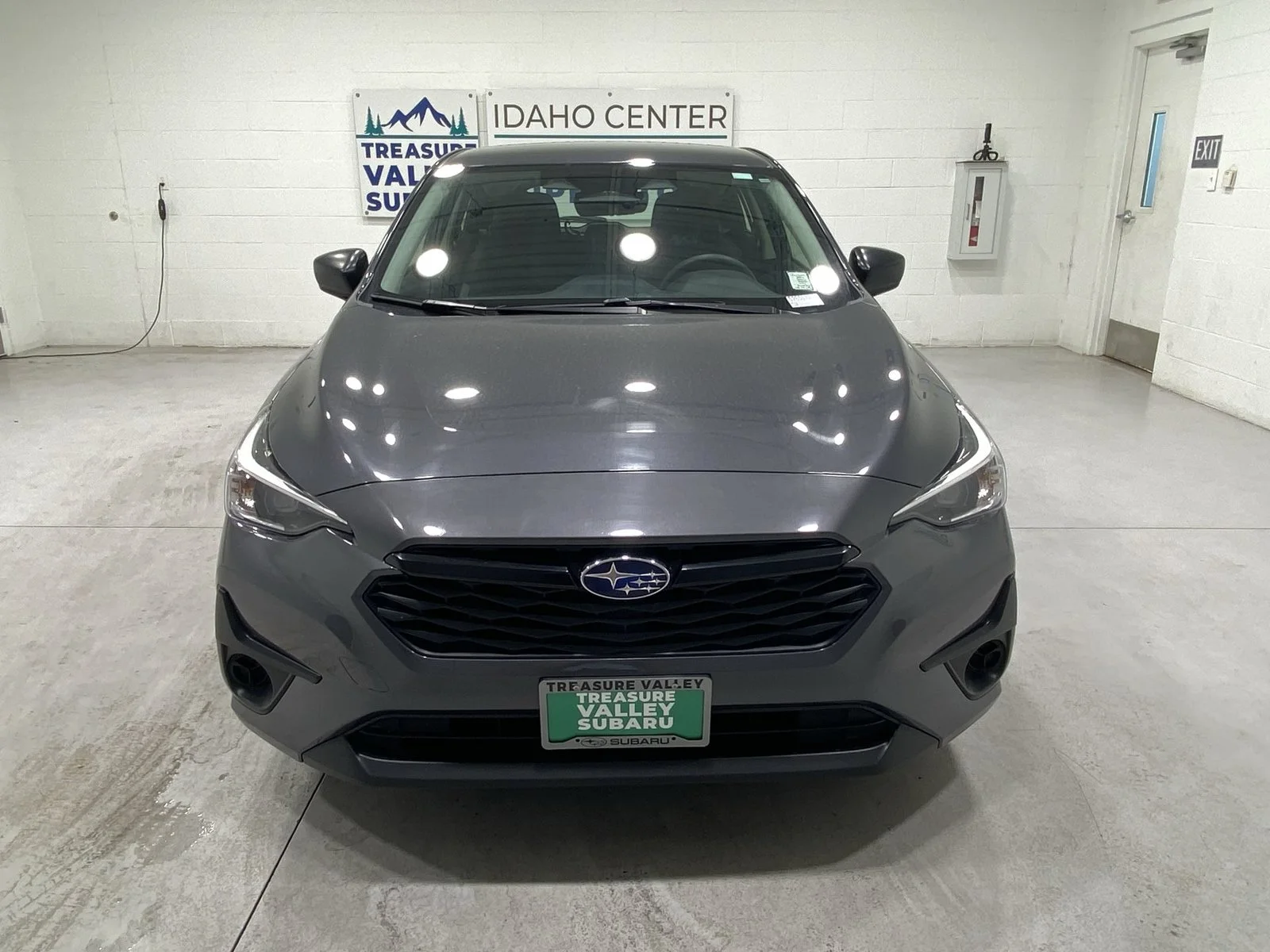 Used 2024 Gray Subaru Base image 3