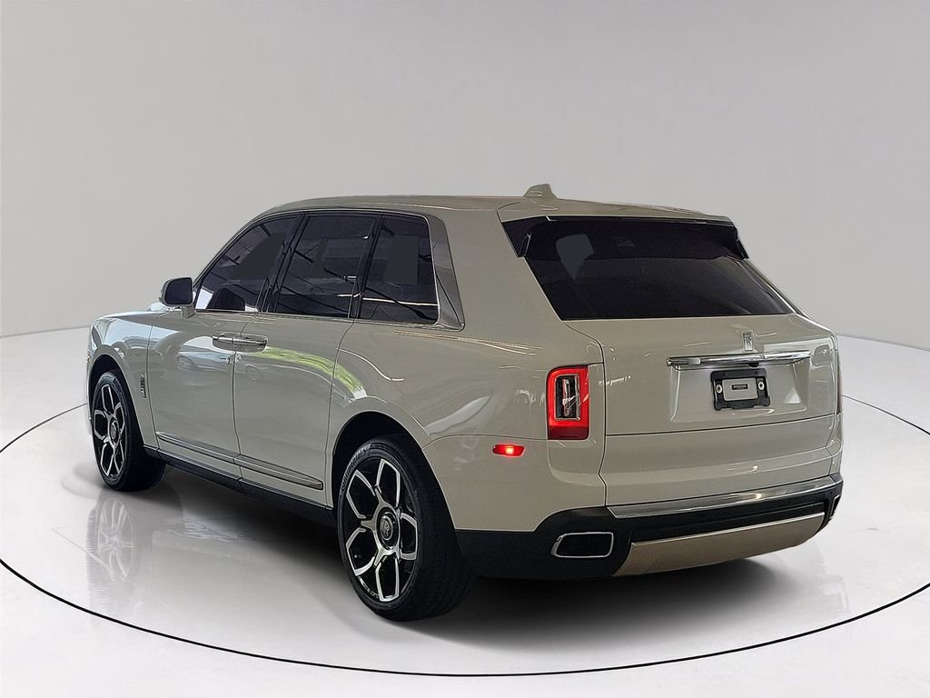 Used 2022 White Rolls-Royce Base image 4