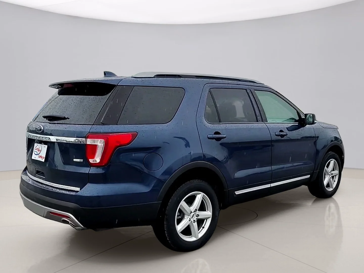 Used 2016 Blue Ford LIMITED image 5