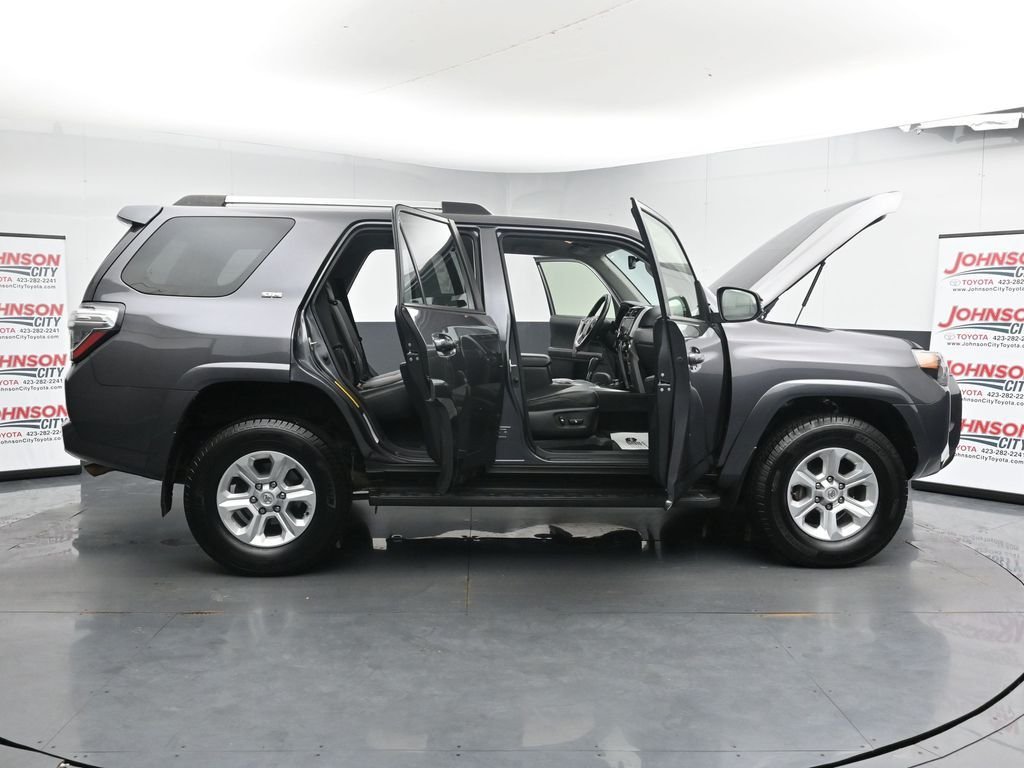 2022 Toyota 4Runner SR5 Premium - Photo 41