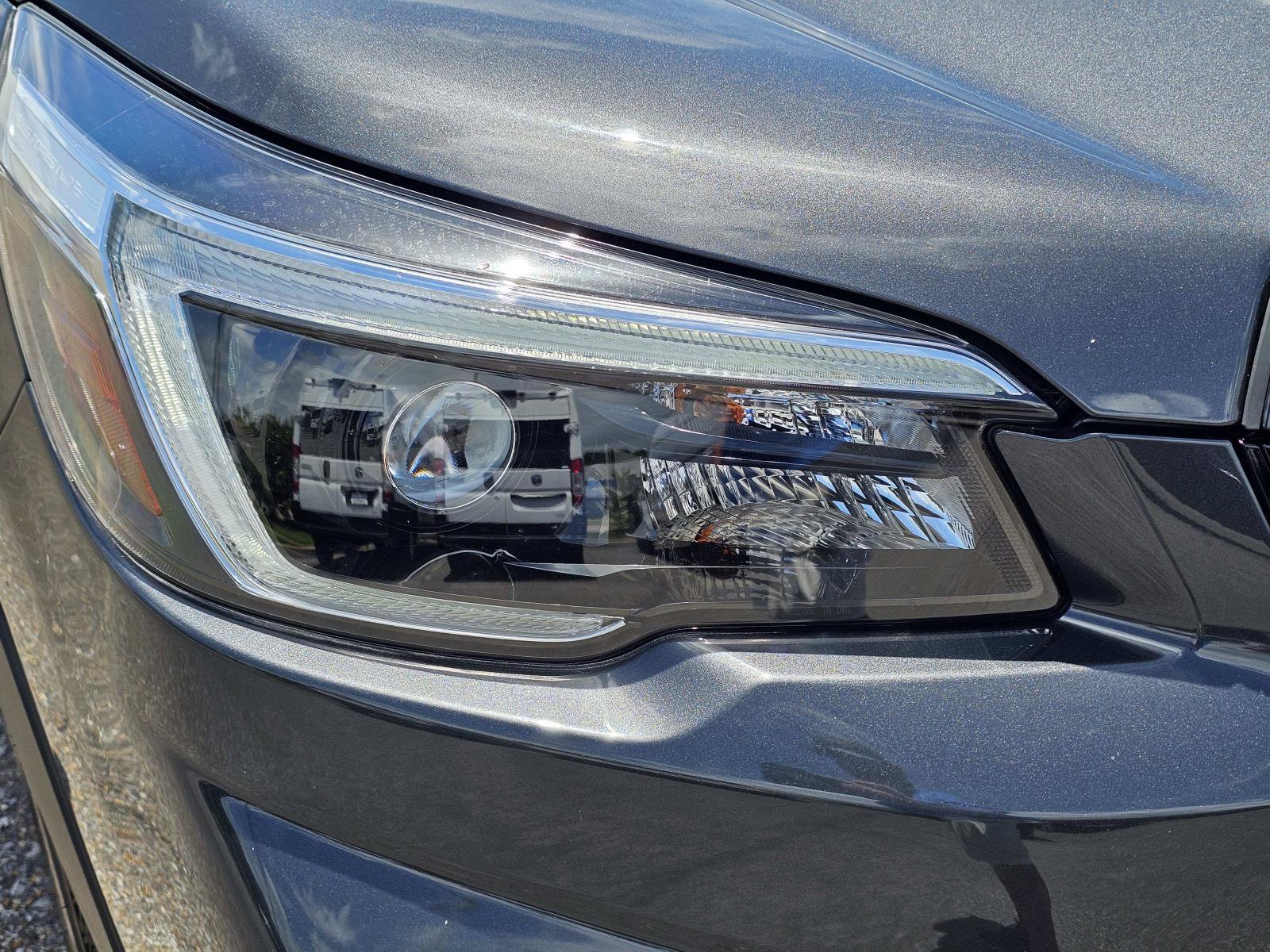 Used 2021 Magnetite Gray Metallic Subaru Touring image 4