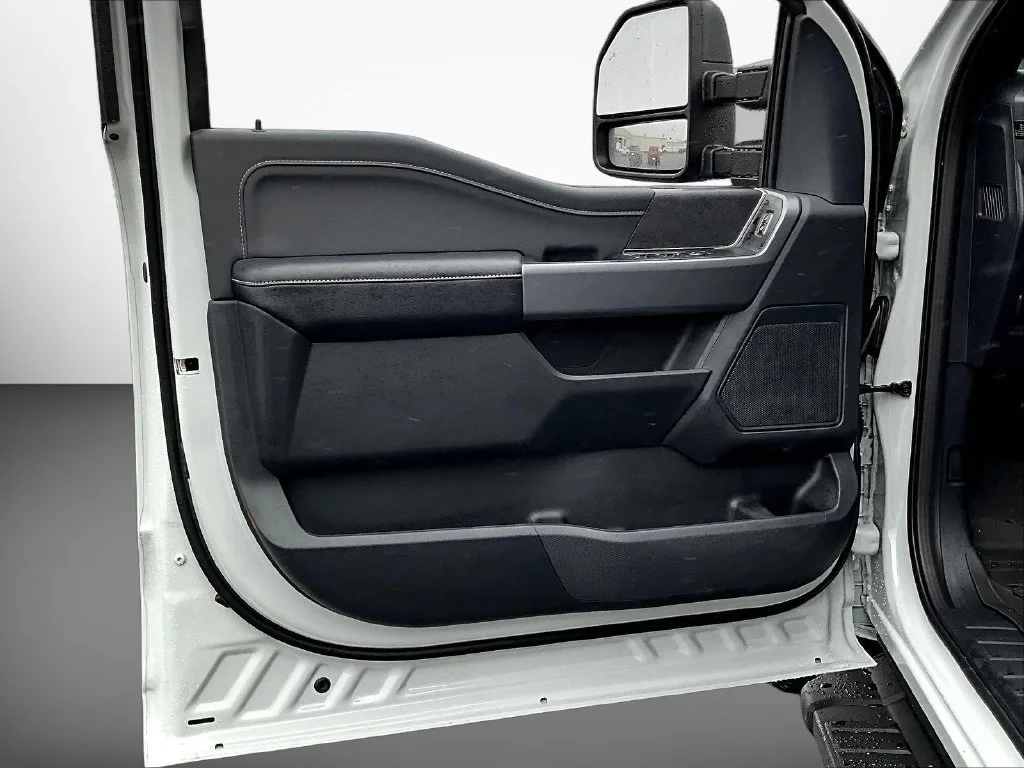 New 2026 Avalanche Ford XLT image 29