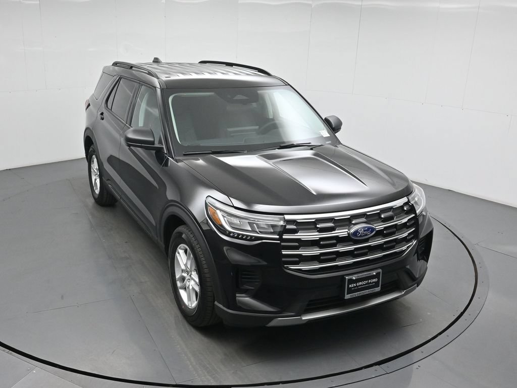 New 2026 Agate Black Metallic Ford Active image 36