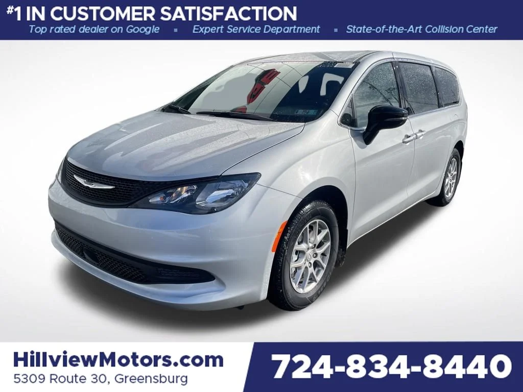 2026 Chrysler Voyager LX's photo