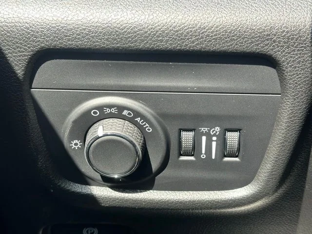 2025 Jeep Grand Cherokee Altitude - Photo 18