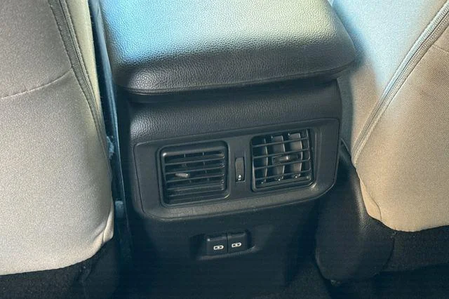 Certified Used 2022 SILVER SKY METALLIC Toyota  image 15