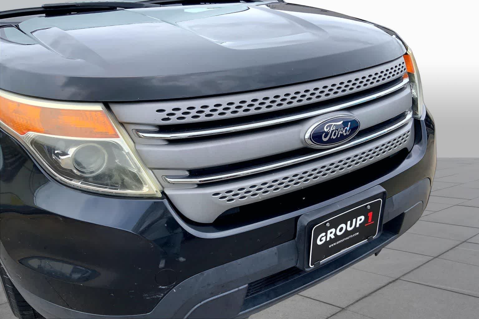Used 2014 Tuxedo Black Metallic Ford Base image 28